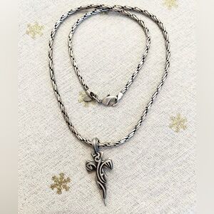 Silver Pendant Necklace